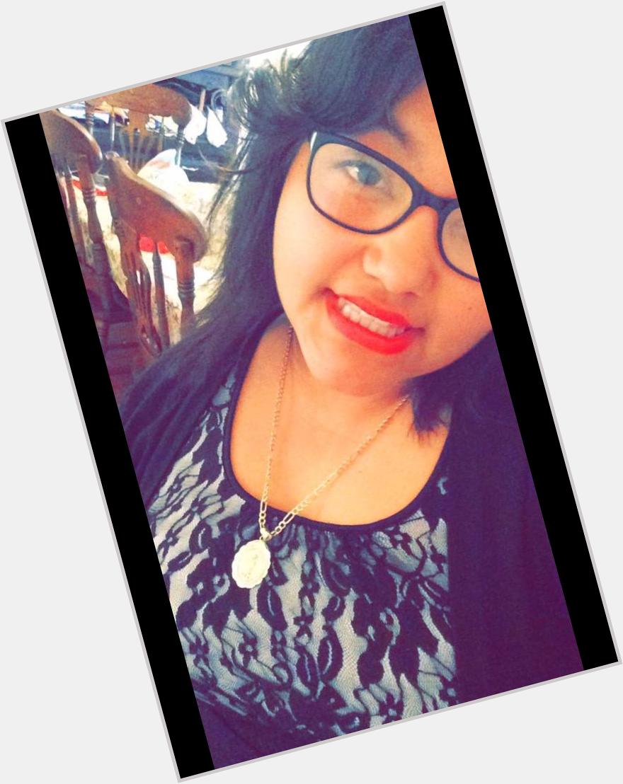 Happy birthday to this princess Ariel she\s finally 17!! I hope you have a good day babes loveyou   