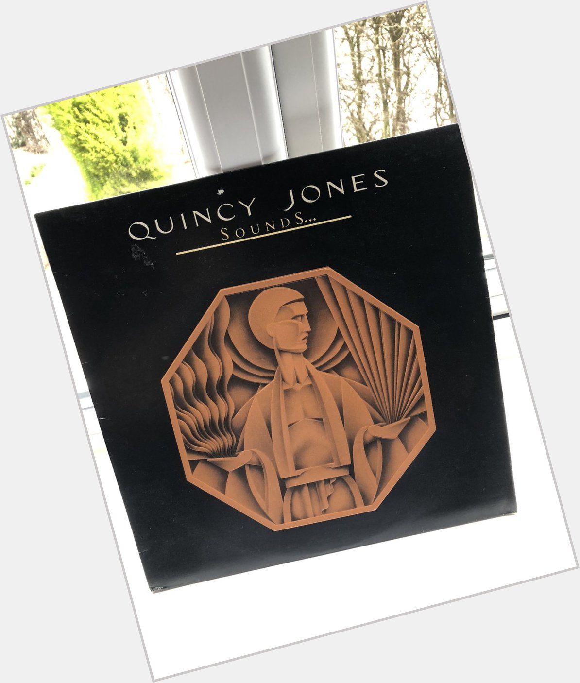 Happy birthday Quincy Jones . I ll be playing this later on. 