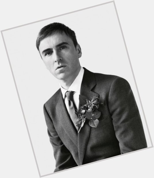 Happy birthday to Raf Simons, one of the greatest influencers of this generation. 