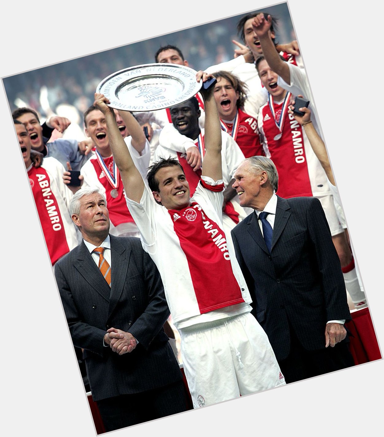 Rafael van der Vaart turns  today! Happy birthday to an Ajax legend! 