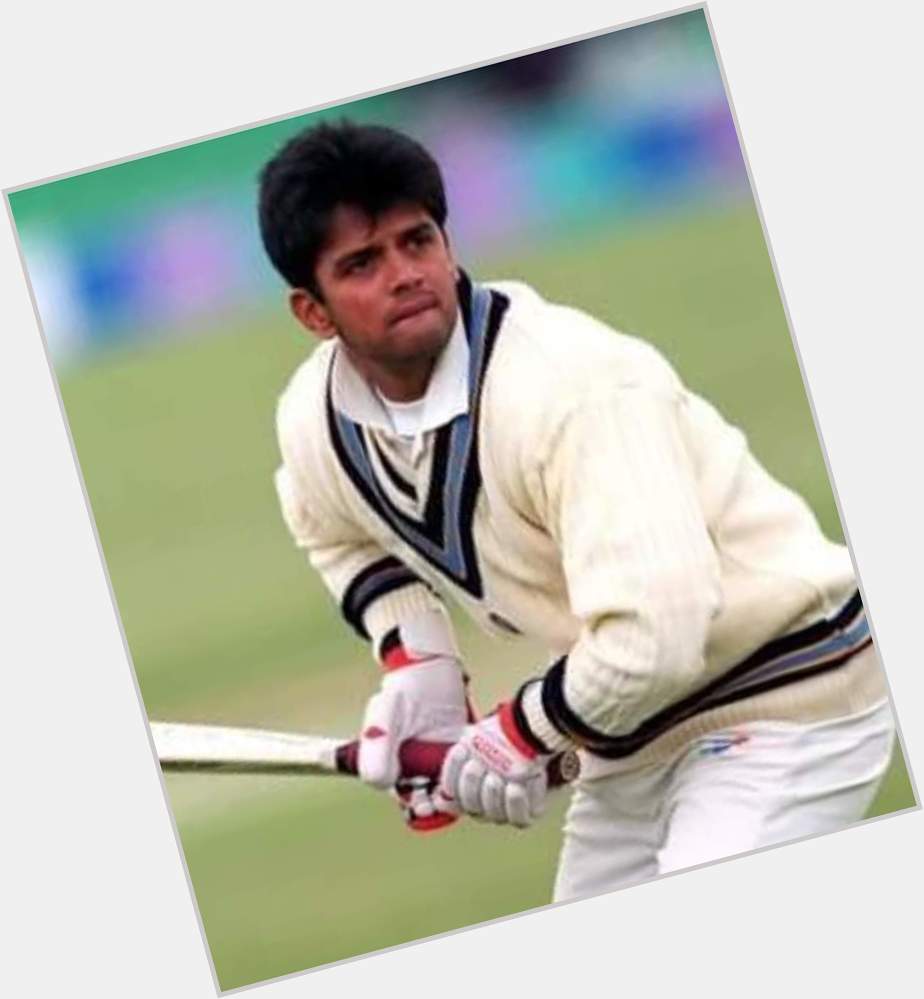 Wish you a very happy bday to The Wall Of Indian Cricket, My favourite  Batsman Mr. Rahul Dravid 