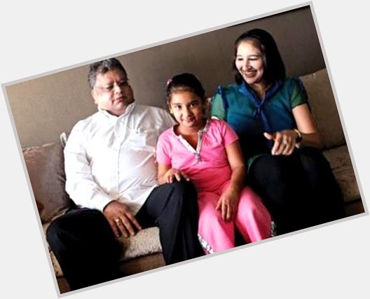 Happy Birthday to Rakesh Jhunjhunwala Sir..... 
(Pic: RJ with his wife Rekha & daughter Nishtha) 