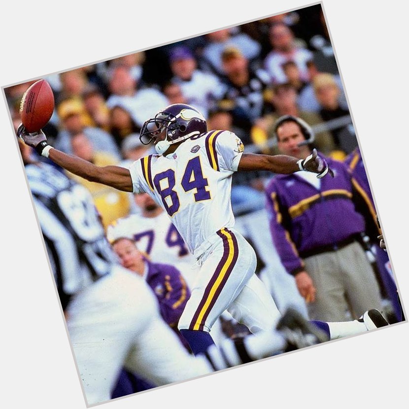 Greatest wide out to ever lace em up Happy 40th Bday Randy Moss 