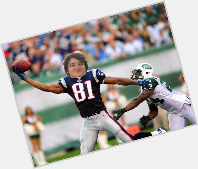  You share a birthday with Randy Moss. Happy Birthday. Here is a picture of you mossin\ on a fool. 