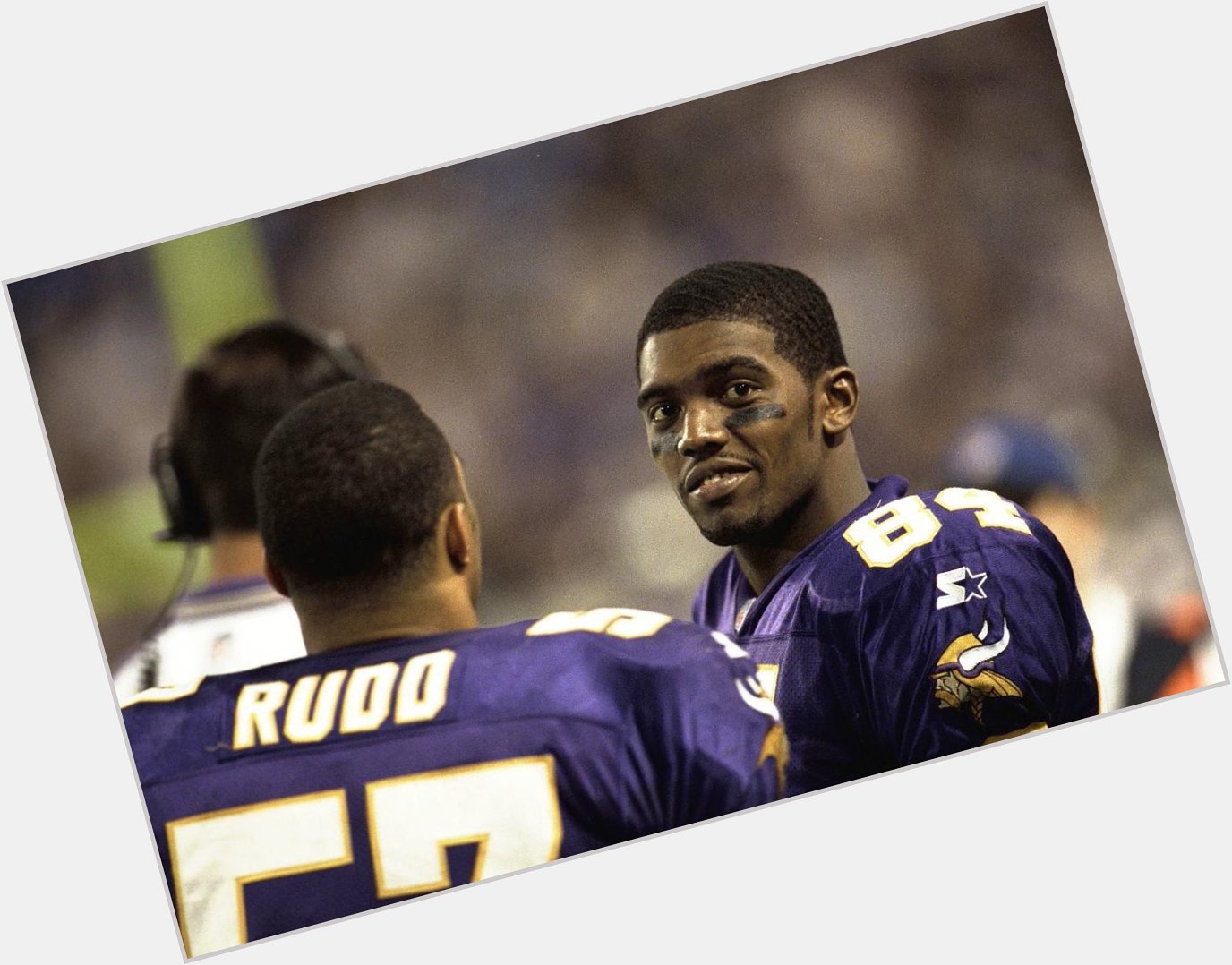Happy Birthday to the legendary receiver that is Randy Moss! 