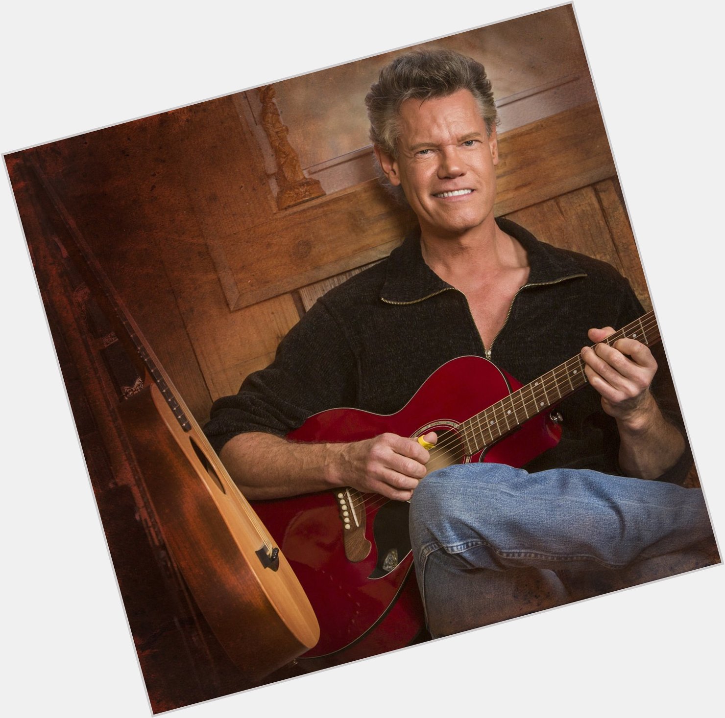 HAPPY BIRTHDAY TO THE ONE AND ONLY Randy Travis !!!!!!  