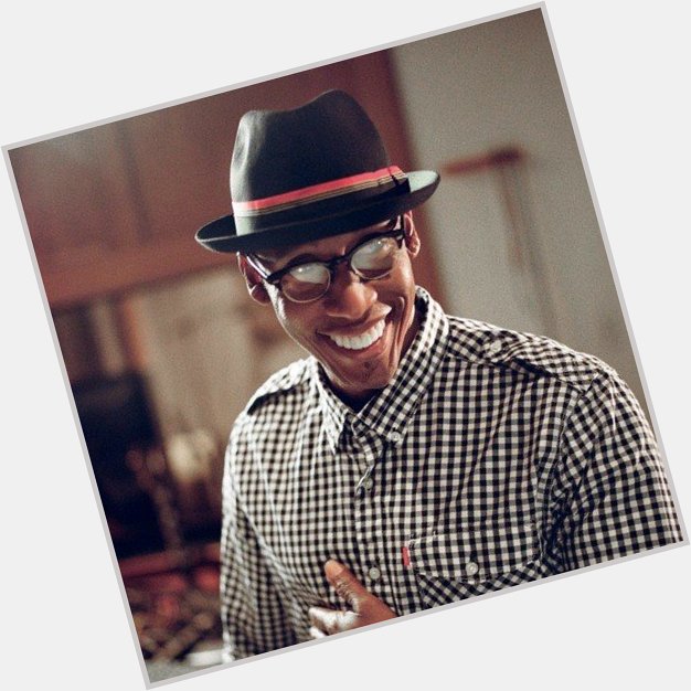 Happy Birthday to the very talented Raphael Saadiq from    R&B at it\s best 