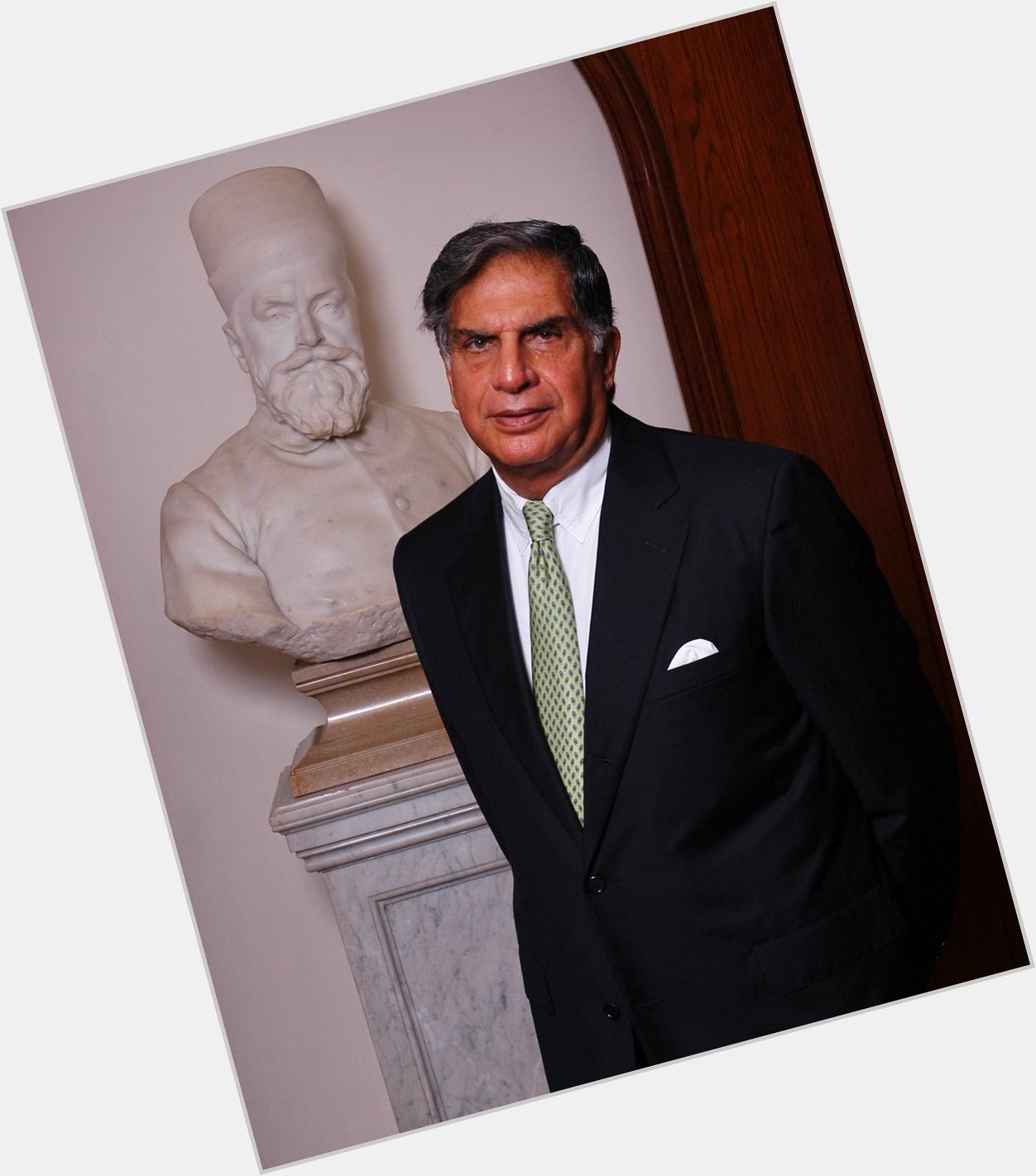 A very happy birthday to industralist and philanthropist Sri. Ratan Tata ji.May you continue to inspire generations. 