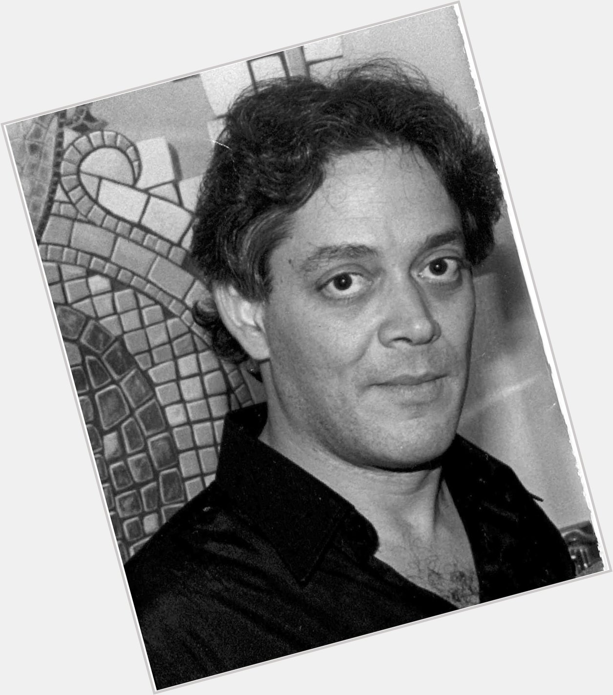 Such a ubiquitous actor in the 80s & 90s. Gone too soon. Happy Birthday, Raul Julia. 