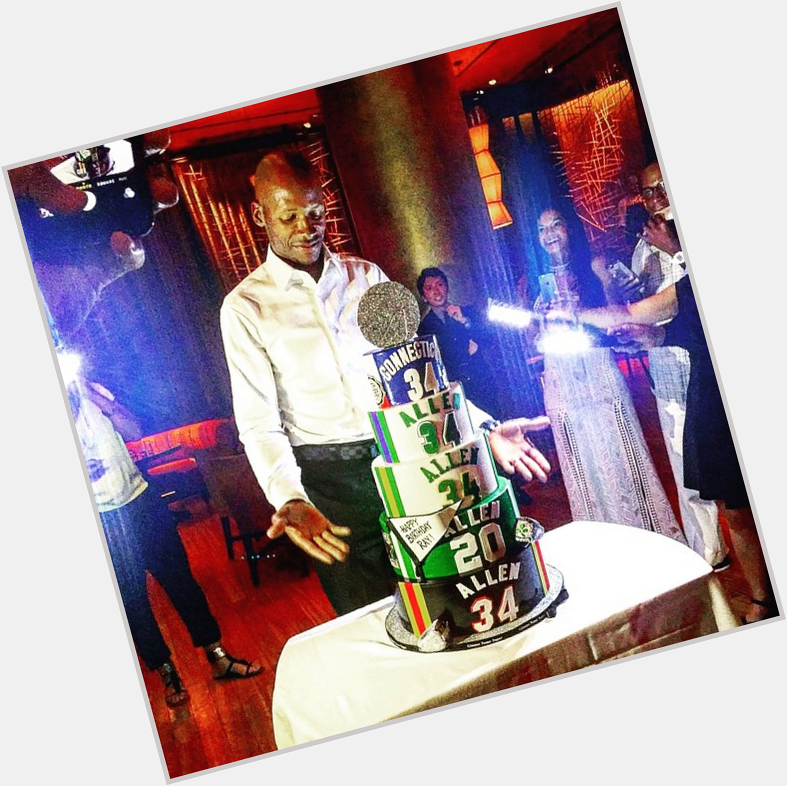 Happy 40th Birthday to Jesus Shuttlesworth, aka Ray Allen! Check out this awesome cake he received. 