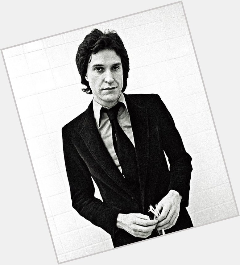 Happy birthday to the great musician Ray Davies! 76 years old yet!!. Time flyes! 