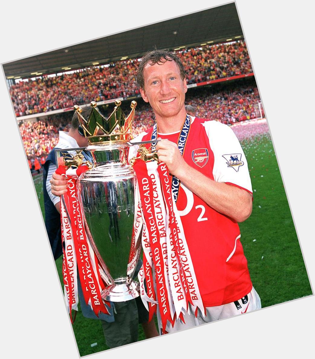 ...and happy birthday to Ray Parlour as well! Here\s on captaining 
