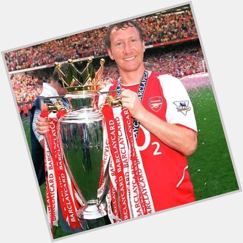 TopIMG:  ...and happy birthday to Ray Parlour as well!  