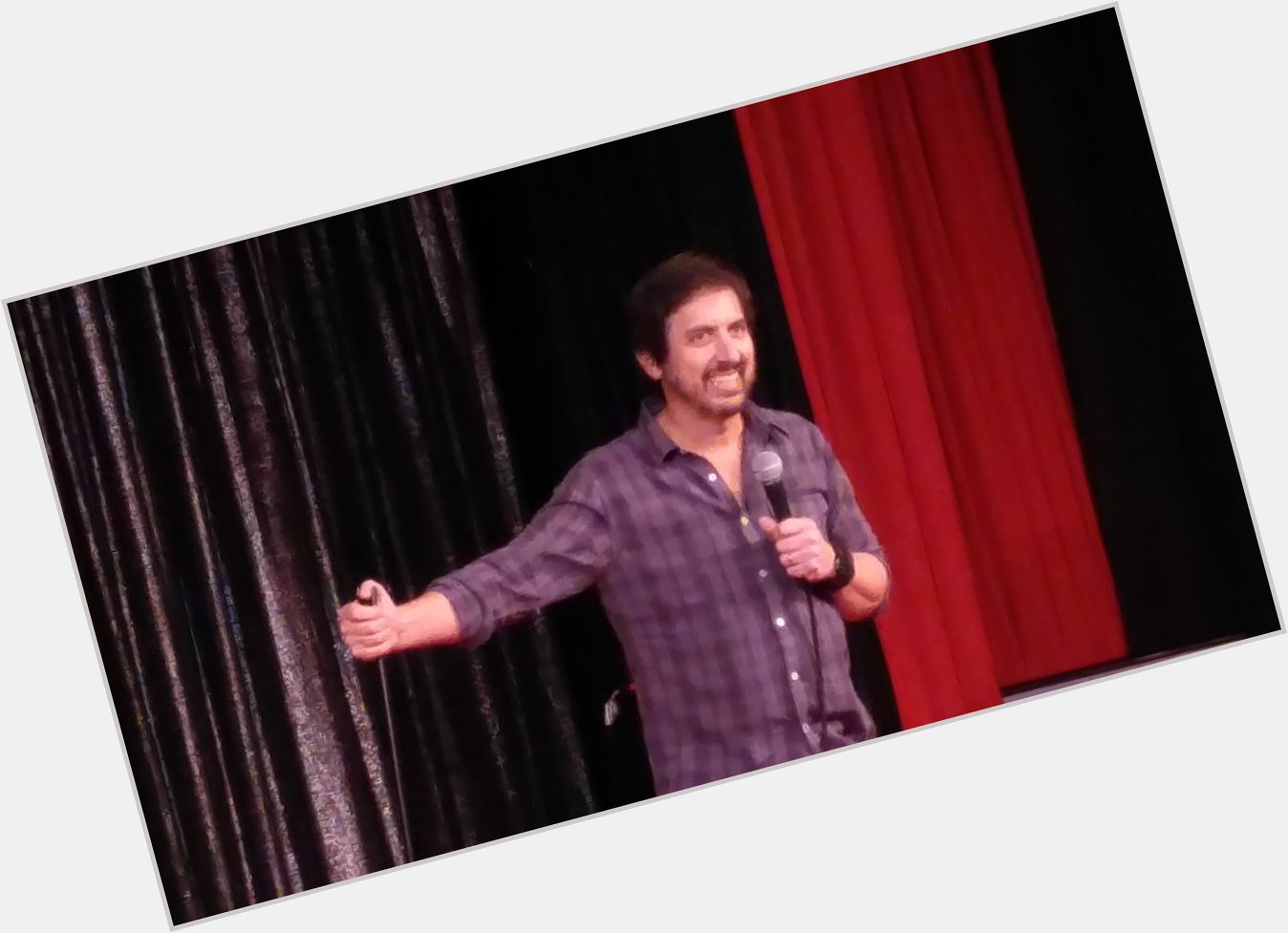 Happy Birthday to Ray Romano! Such a treat seeing him perform his first ever set at The Store last Sunday! 