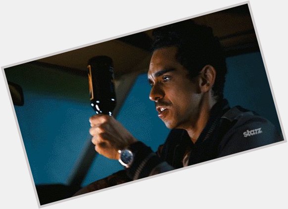     We wish a very happy birthday to Ray Santiago! ¡Feliz cumpleaños  