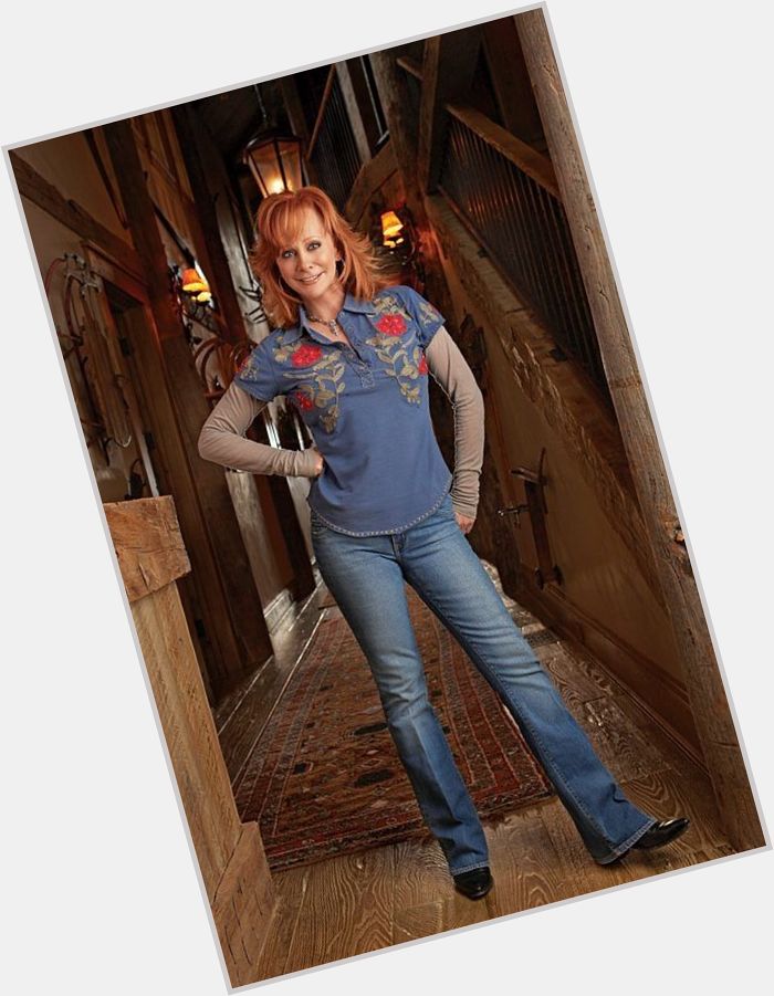 Happy Birthday goes out to Reba McEntire who turns 65 today. 