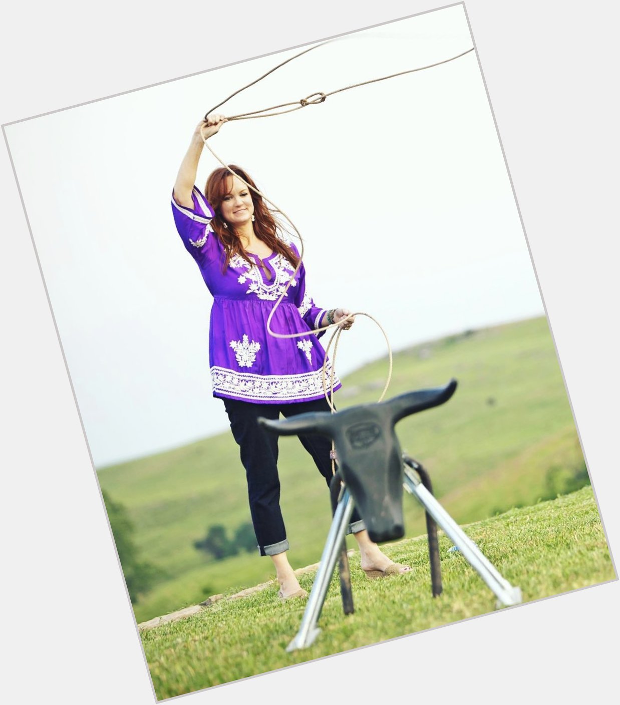 A very happy birthday to everyone\s favorite cattle-wrangling, cowboy-loving cook, Ree Drummond! 