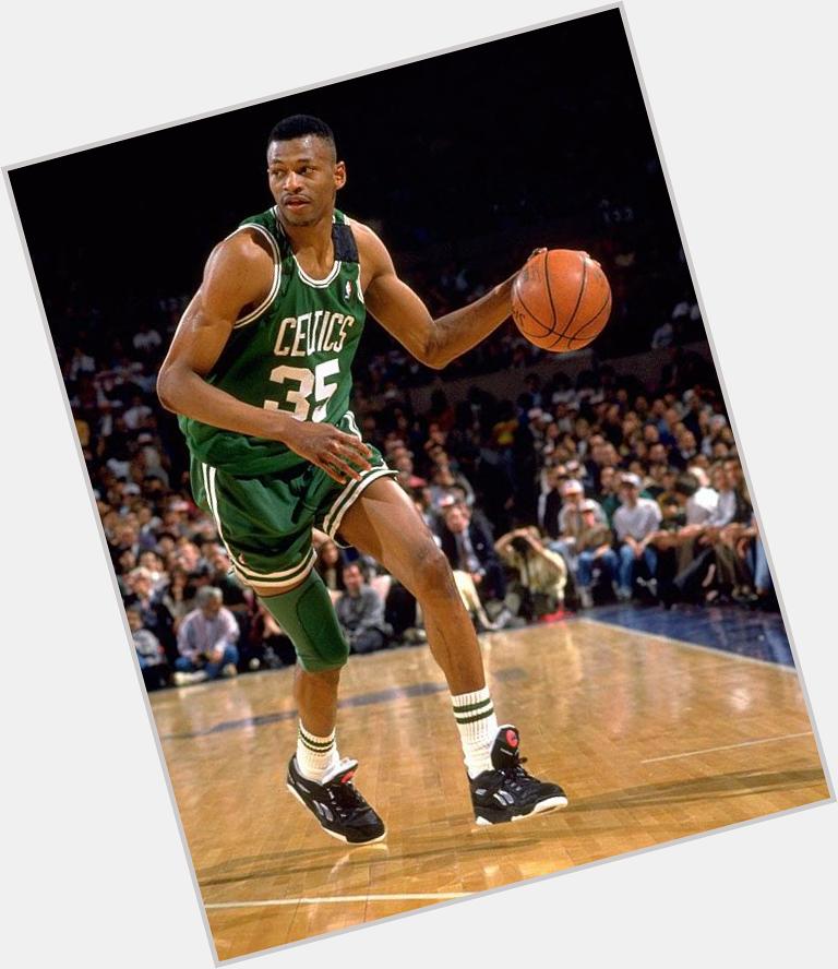 Happy Birthday to Reggie Lewis, who would have turned 49 today! 