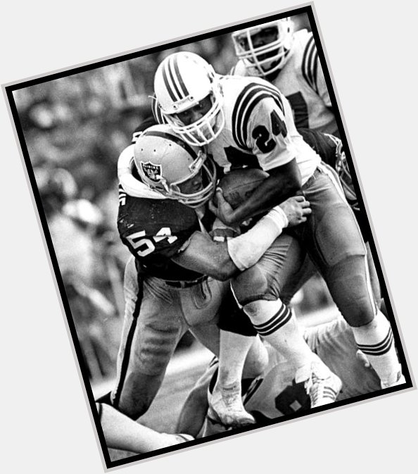 Happy birthday to GM & former LB Reggie McKenzie, February 8, 1963. 