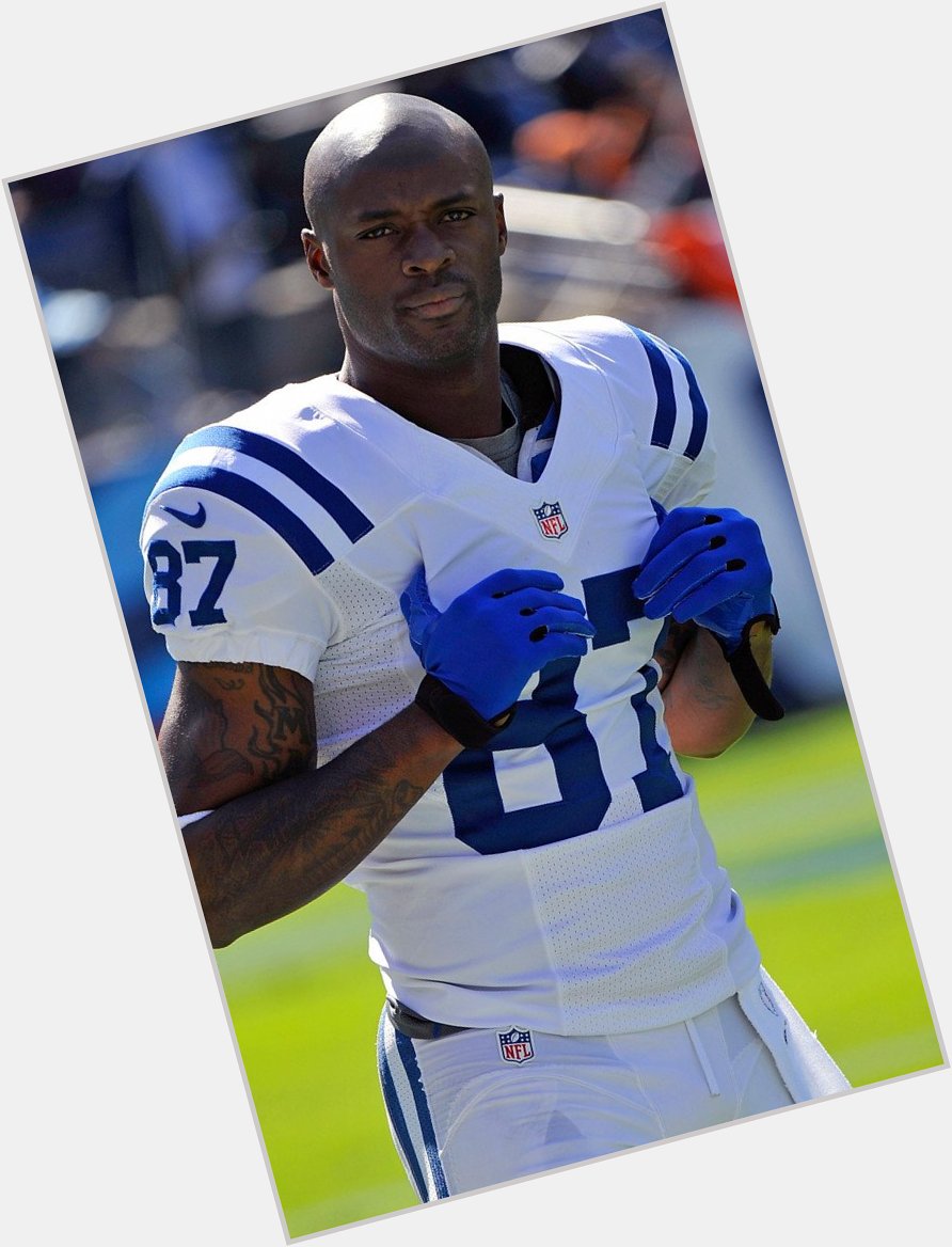 Happy birthday to from colts WR Reggie Wayne who turns 37 years old today 