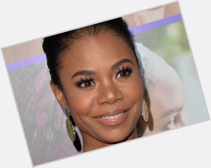 Happy birthday to actress Regina Hall! What\s your favourite role played by Regina? 