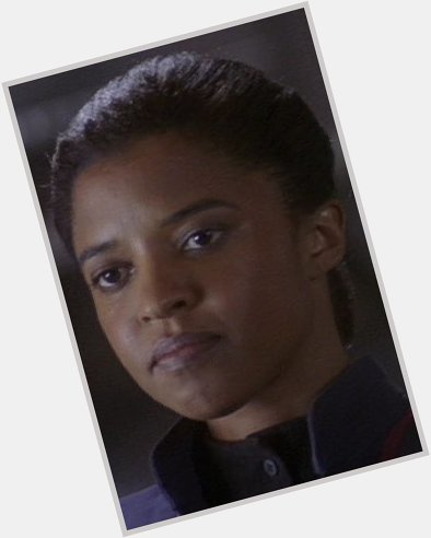 Happy birthday to Renee Goldsberry (1971). Goldsberry played crewman Kelly in \"Vox Sola.\" 