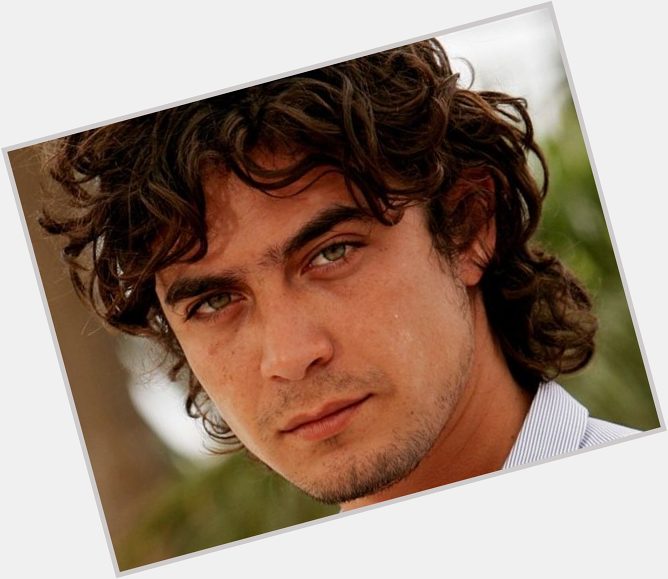 Happy Birthday Riccardo Scamarcio! Ti Amo Tre metri sopra il cielo!!!  (Another scorpio...) 