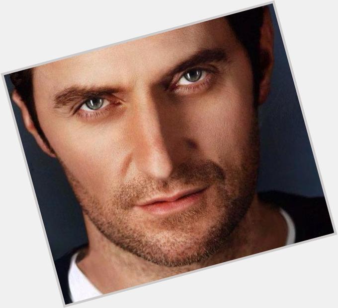 Hell never see this, but I must bid a HAPPY BIRTHDAY to one of my favorite thespians, Richard Armitage! 