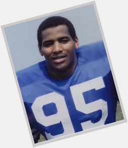 Happy 54th bday to Richard Dent. Dent was a 2-time All-American DE at Tenn St in 1980, 82.  