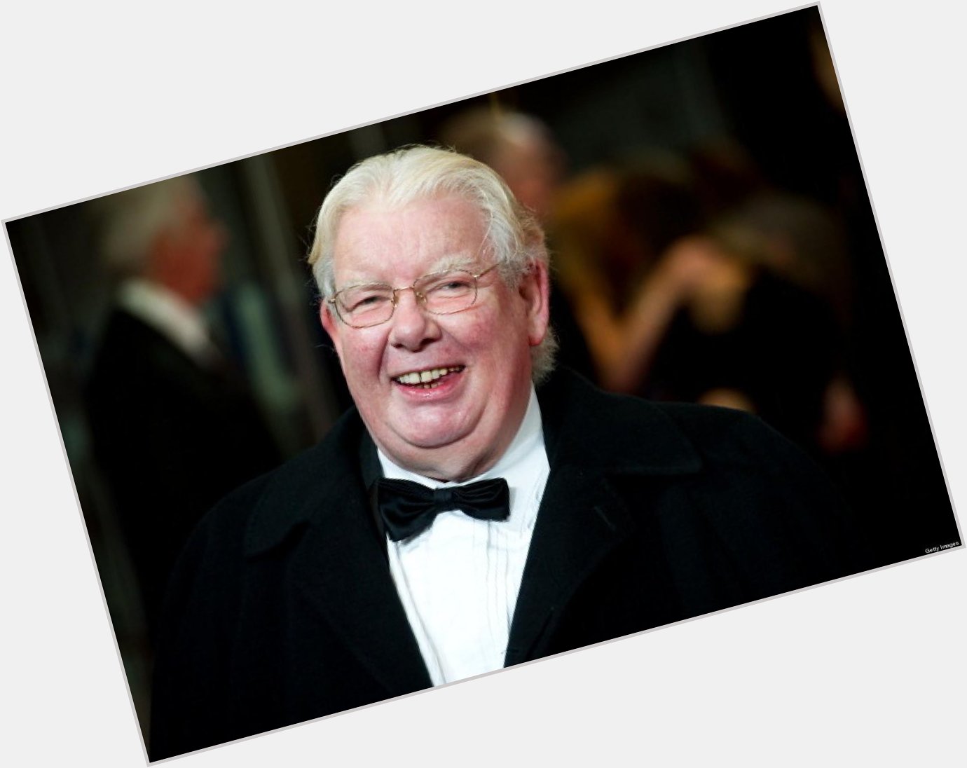 And we don\t forget Richard Griffiths, a really great actor who left us in march 2013. Happy Birthday to him. 
