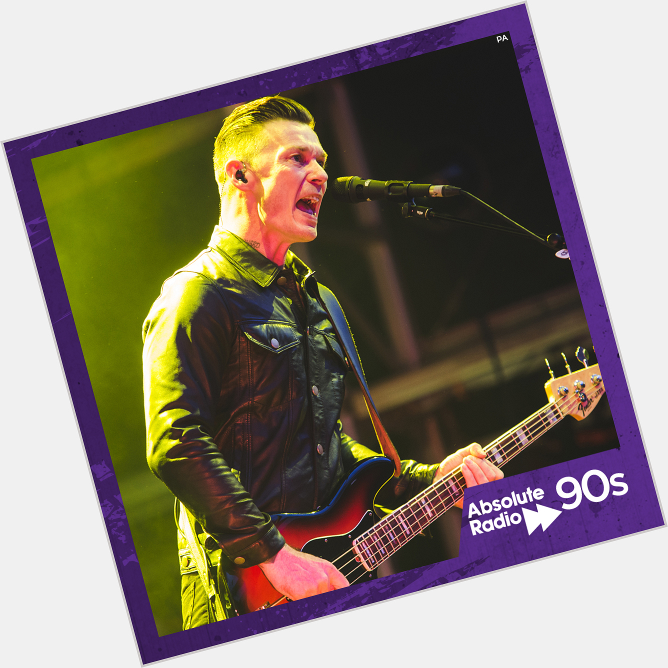 Happy birthday to bassist Richard Jones! Which Stereophonics song contains the best bass riff? 