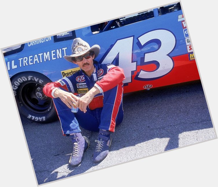 Happy birthday to the King of Richard Petty. 7x champion with 200 Cup series wins. 