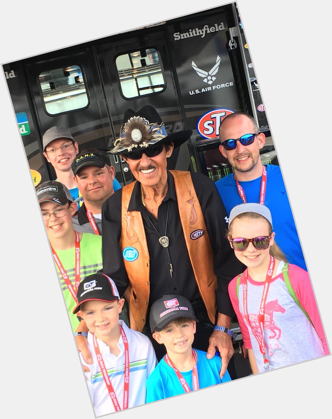 A very Happy 80th Birthday to this living legend...Richard Petty! 