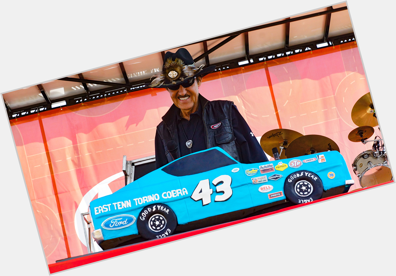 Happy Birthday to The King, Richard Petty!
We hope you\re enjoying a cake just like this one! 
