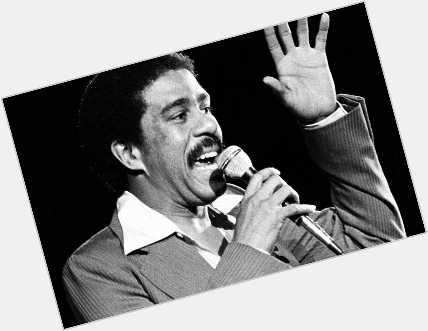 Happy 75th Birthday to the late Richard Pryor!  A true comedy genius & legend who truly paved the way. 