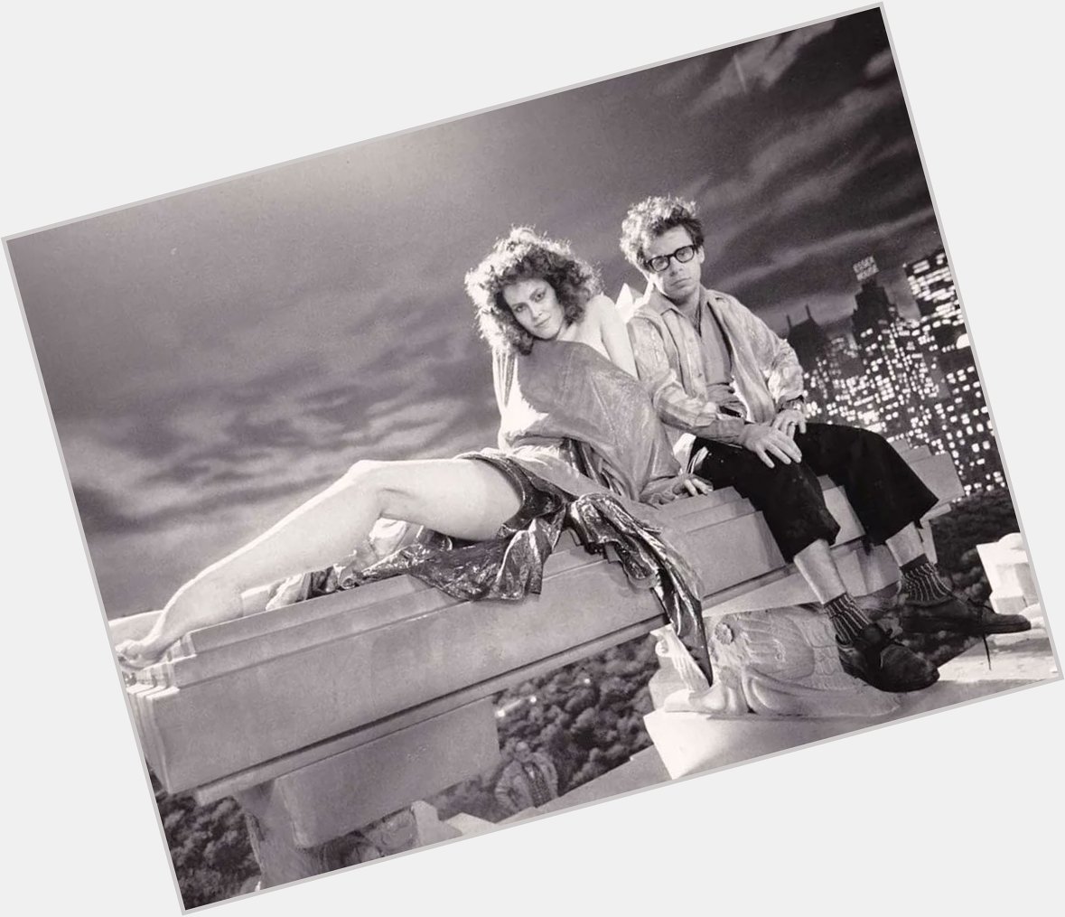 A very happy 70th birthday to Rick Moranis. Pictured here with Sigourney Weaver on the set of Ghostbusters, 1984. 