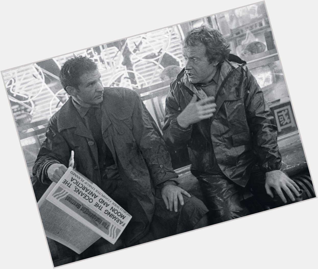 Happy birthday Ridley Scott. He\s 78 today. Here he is with Harrison Ford on the set of \Blade Runner\ (1982) 