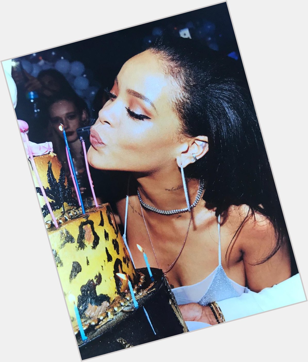 Happy 32nd birthday to Rihanna 