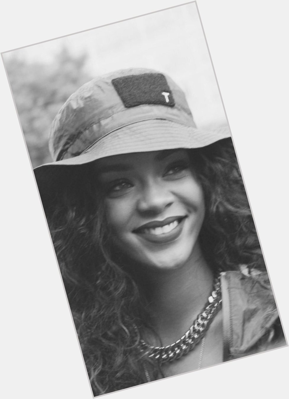  We love you a lot Rihanna happy birthday to you 