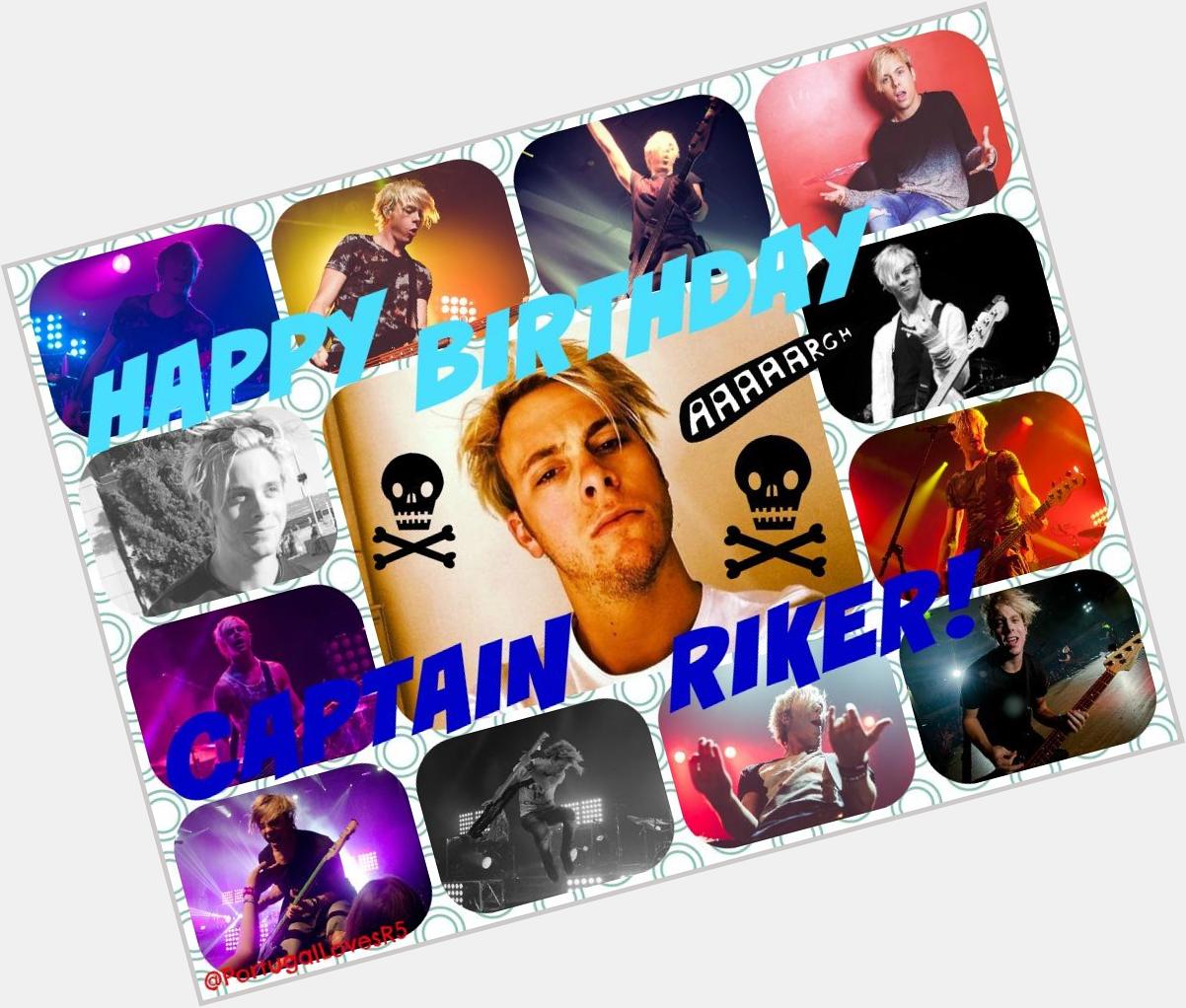 Happy birthday to the captain of the ship, Captain Riker Lynch! We love you!   