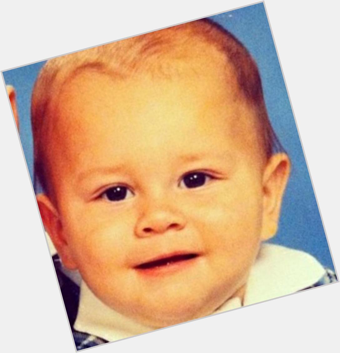   BYECassey21: Happy 1st Birthday to Riley McDonough!  What a cute baby 
RileyMcDonough 