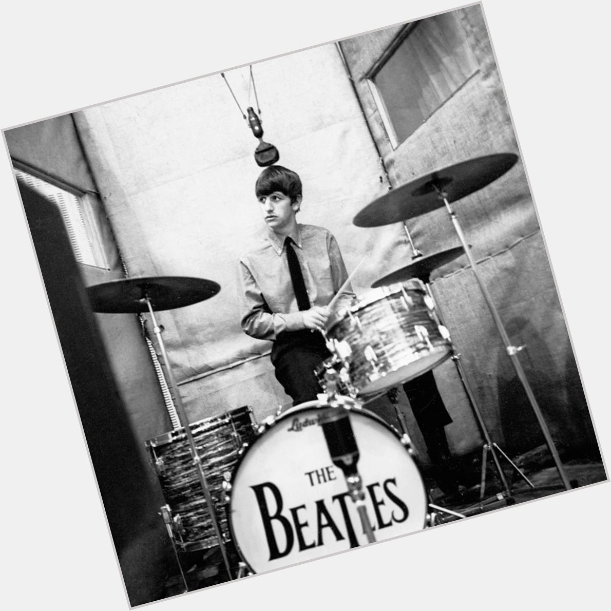 Happy Birthday ... Ringo Starr turns 78 years young today !!! 