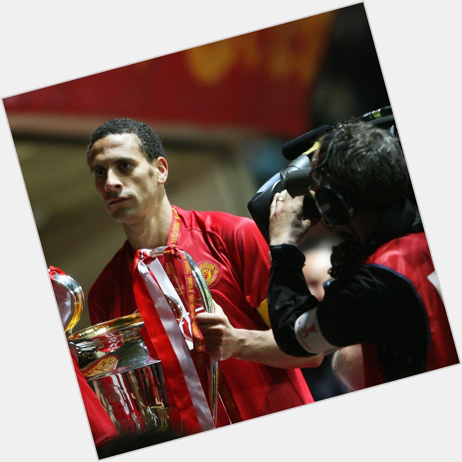  Happy birthday, 2008 winner & Manchester United hero Rio Ferdinand!   