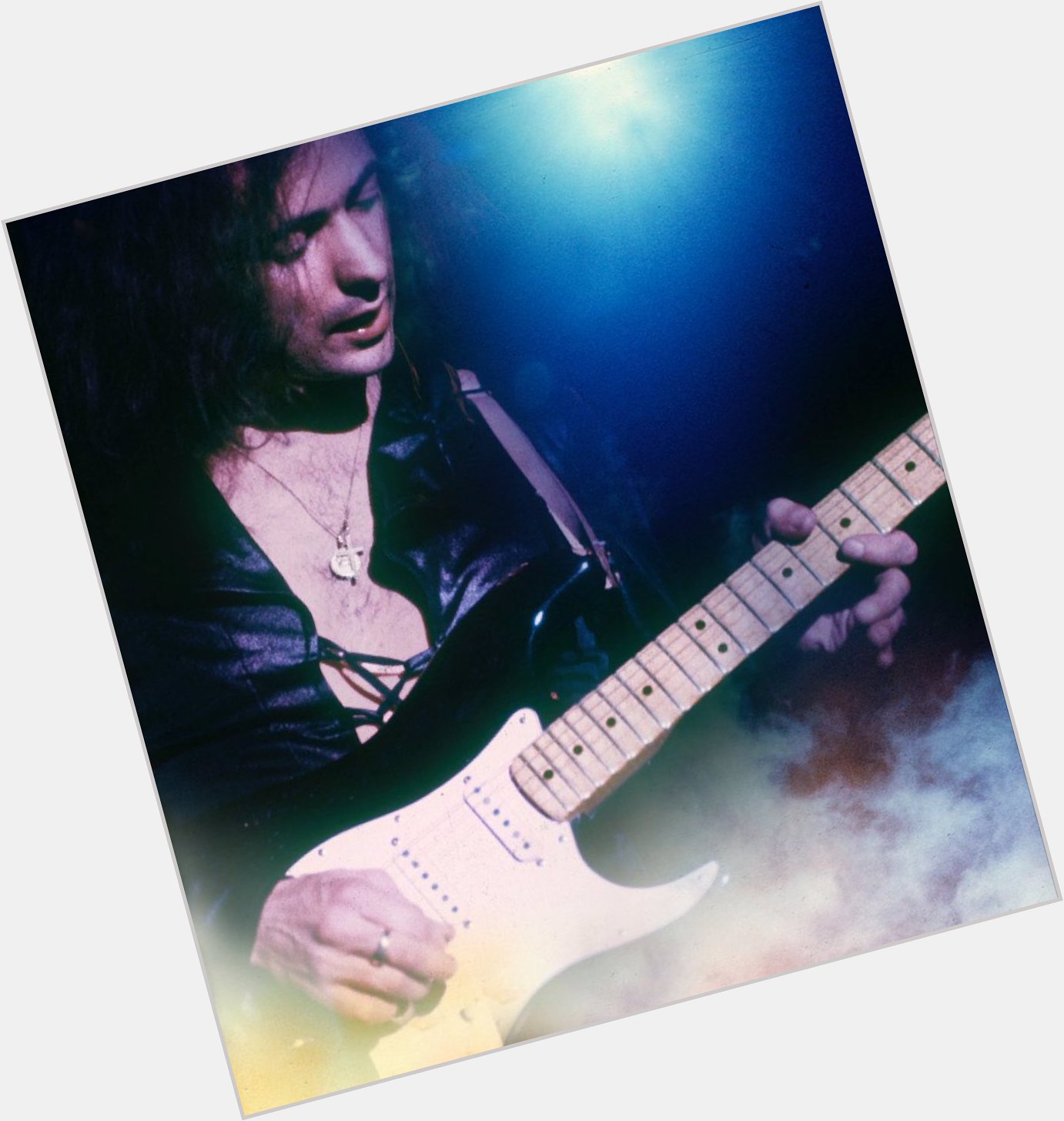 Happy 78th birthday to the legendary Ritchie Blackmore who was born this day in 1945. 