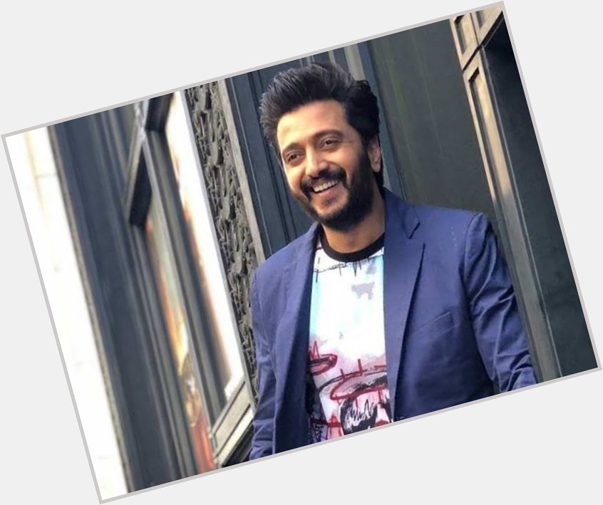 Happy Birthday to actor Riteish Deshmukh. 

My prayers for your good luck, health and prosperity! 