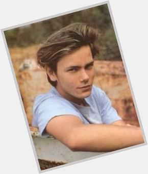 Im a few days late. But happy birthday to 1 of the best actors to this day River Phoenix 