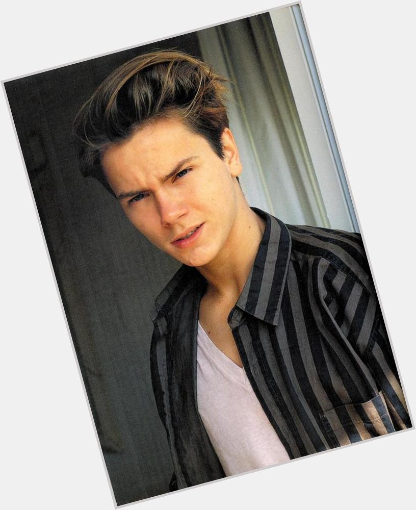 Happy birthday River Phoenix, i miss you 