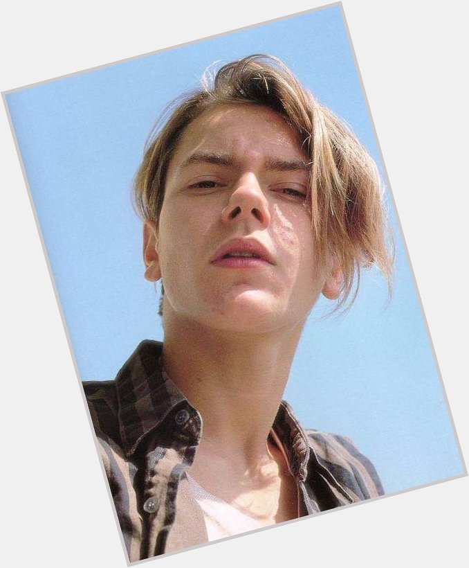Happy birthday river phoenix. i hope youre smiling a lot and having a great day Up There my angel 