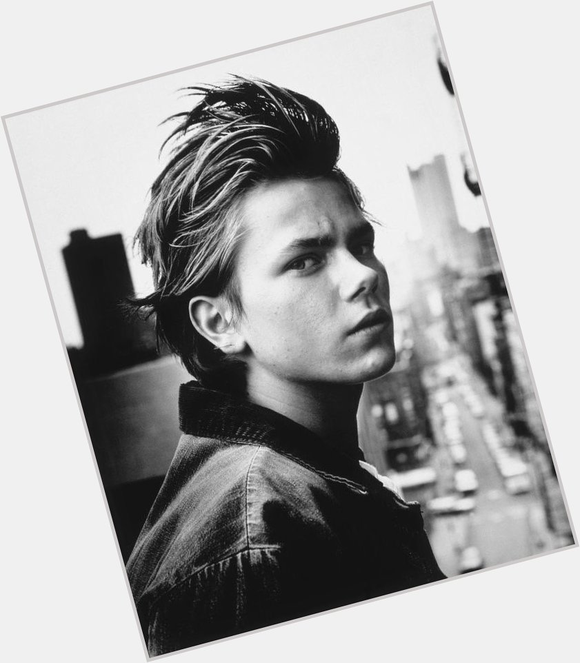 Happy 49th birthday River Phoenix, an angel will never be forgotten. 