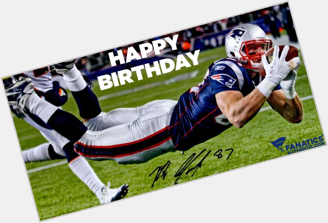 To wish a Happy Birthday to All-Pro TE  autographs »  
